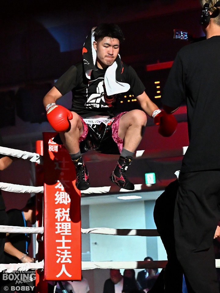 4/3 （金）　後楽園ホール
次戦決定。

vs 細川チャーリー忍 選手
元アジア王者／日本ランキング5位。

チャンスを逃さないよう覚悟を持って、この一戦に挑みますり
しっかり仕上げていきますので応援お願いします！
スポンサー様も募集しております。
DMお待ちしてます🔥
#黒部竜聖 #プロボクサー