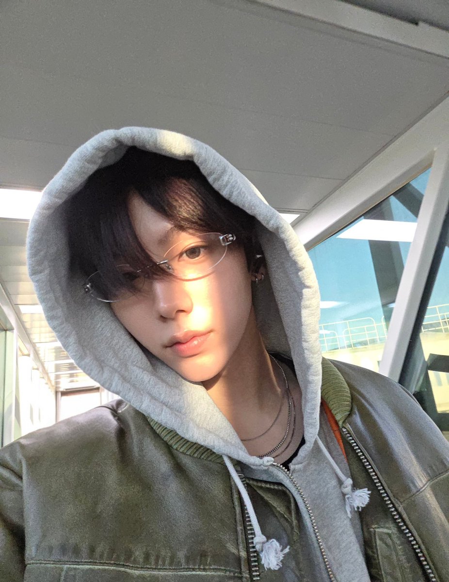 riize_archives's tweet image. 260116 🧋💭