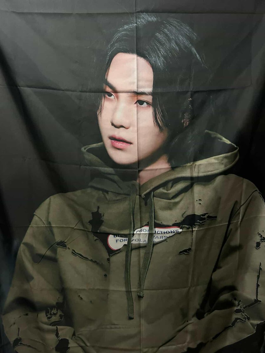 วันนี้มาสปอยอีกแล้วววว ขอขอบคุณพี่สาวใจดีของเราด้วยนะคะ <a href="/koilifestyle35/">✮°𝕊𝕒𝕤𝕚 𝕂𝕠𝕚°✮ 💜𝕐𝕠𝕠𝕟𝕘𝕚💜</a>
ที่ส่งผ้าแขวนผนังมาซัพพอร์ตอีกแล้วว สำหรับใครที่ลงทะเบียนมางานมาลุ้นกันน้าาาใครจะได้กลับบ้านไป🫣💜
#DDAYONTHESTAGEDAY
#HappyBirthdayJhope
#HappyBirthdaySuga
#JHOPE #Suga
#jhopeDay2026 #SugaDay2026