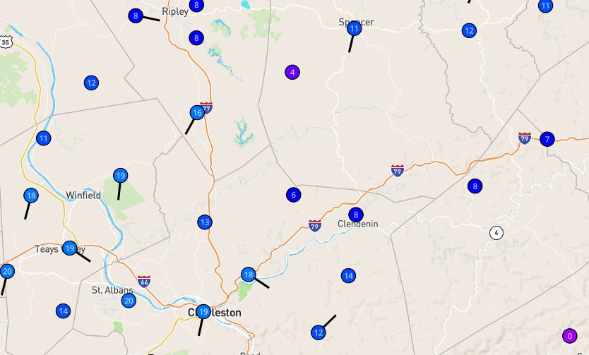 BrandonWxWCHS's tweet image. 6:40 A.M. Friday:

You can tell where the heavier snow fell yesterday! 

Single digits this morning where inches of snow is on the ground 🥶

Elsewhere, we are in the teens. 

#wundermap #weatherunderground