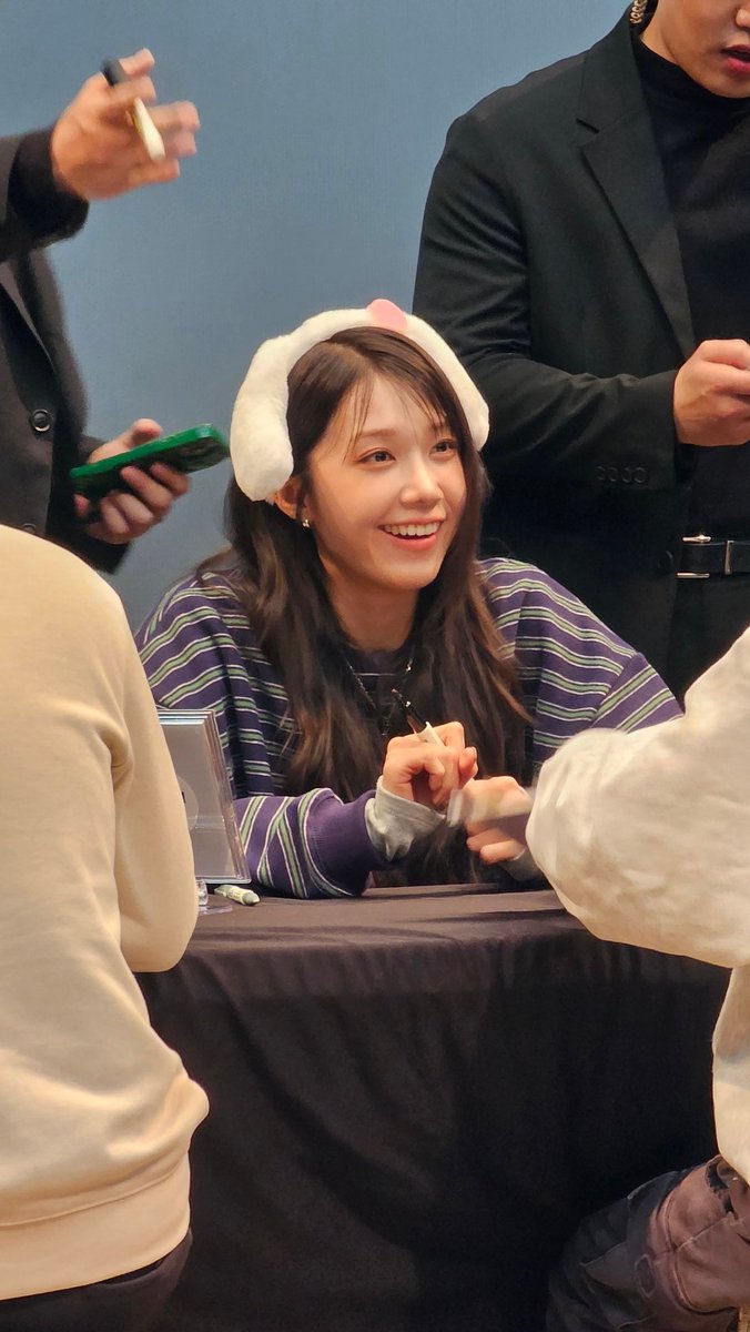 할일없는하루 tweet media