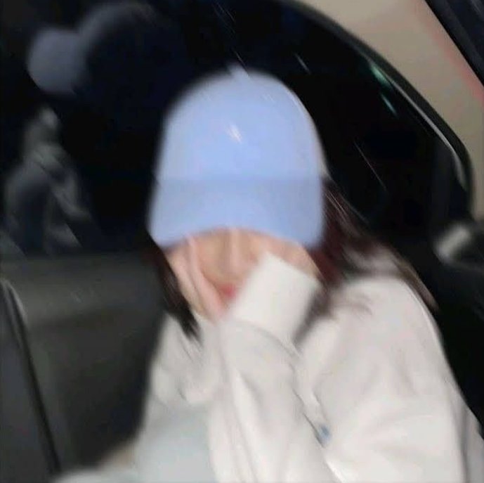 Devion16's tweet image. アニメの聖地巡礼で訪れた街、作品の世界観そのままで感動した 🐩