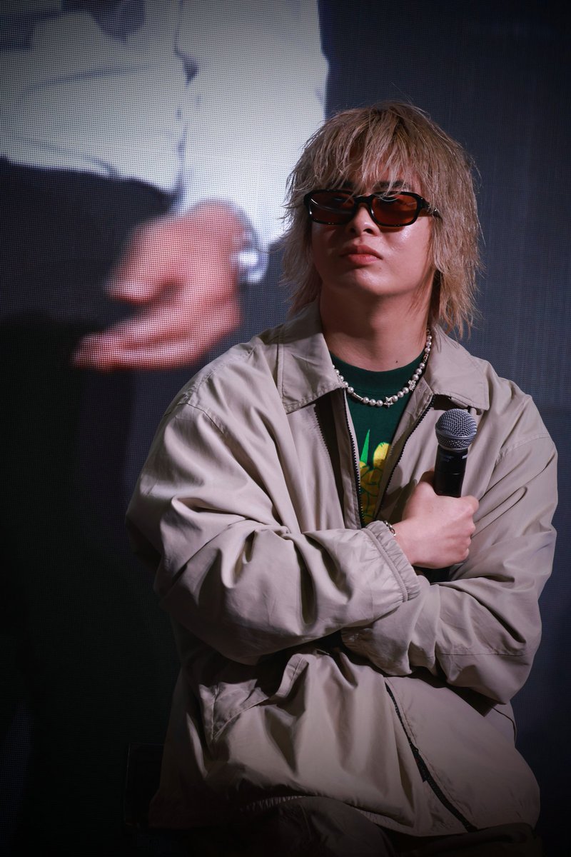 ♨️♨️♨️🕶️✨️