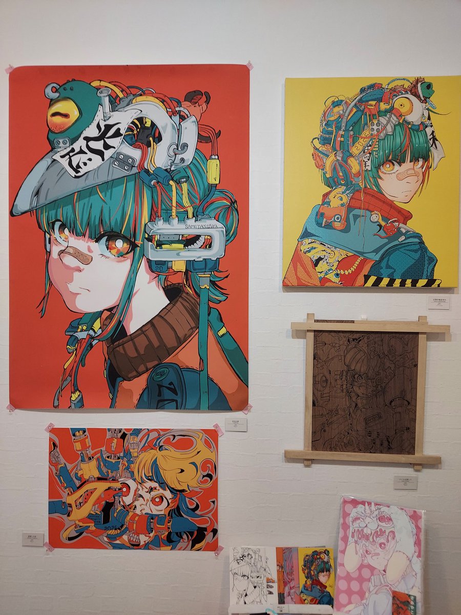 Oklahomabb37's tweet image. “NEW YEAR exhibition 2026” @betweengallery 見た。
さみやこし(@samiyakoshi1)さんの作品目当てで見に行ったのだけれど、崔 由依子さんの距離でかなり印象の変わる現代日本画や音楽で芸大出ている異端の経歴なShirokawaさんの神秘的な抽象画めいた図案のような作品も素敵だった。 

#感想