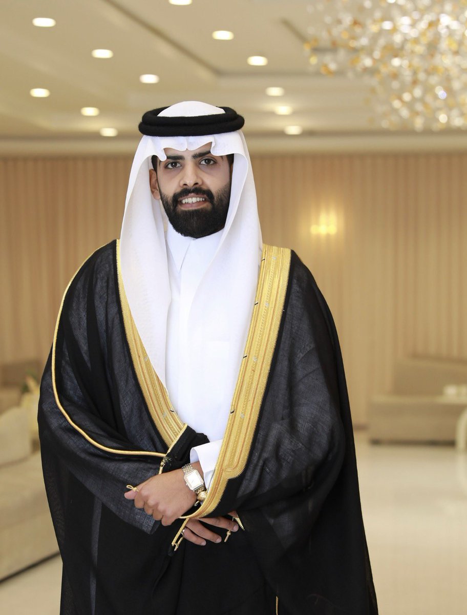 نهنئ الأخ عبدالعزيز بن فهد ال شامر بمناسبة عقد قرانه على كريمة سعد بن عبدالله بن سعد ال دعجم ، و التهنئة موصوله ل الوالده الشيخ فهد بن احمد ال شامر و ل أبنائه و ل أسرة ال شامر كافة، بارك الله لكما و بارك عليكما و جمع بينكما في خير .