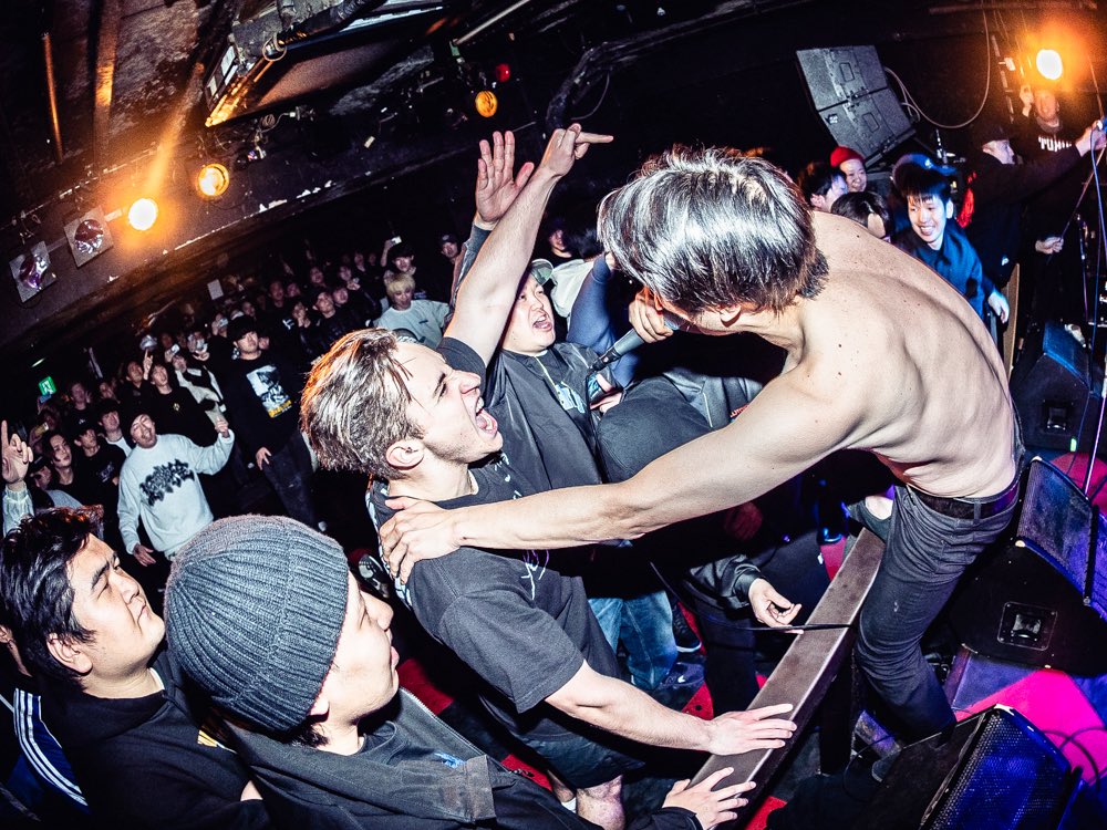 Indication tweet media