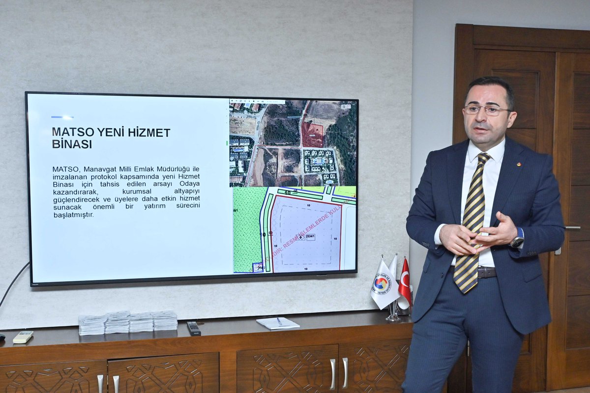 MATSO Başkanı Sn. Seydi Tahsin GÜNGÖR, Meclis Başkanı Sn. Sedat ÖZ, Başkan Yardımcıları Sn. Ali ÖZEN ve Sn. Anıl BAHAR ile birlikte  10 Ocak Çalışan Gazeteciler Günü münasebetiyle, Manavgat’ta görev yapan değerli basın mensupları ile Oda hizmet binasında bir araya geldi.
Samimi