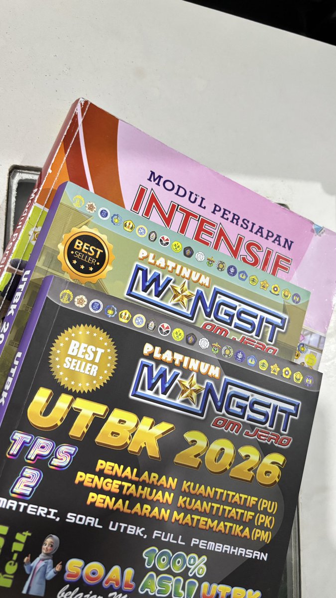 bonjaviestt's tweet image. mom of 3 😊🆗☝️

#semangat