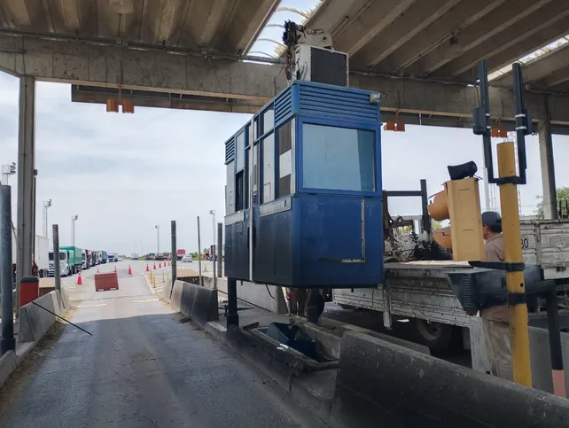 LT8am830's tweet image. #ElPrimero
"Cuando cambió la concesión, 70 compañeros/as quedaron sin empleo y no cobraron indemnización. Ahora nos dijeron que no habrá cobro manual; sólo Telepase, por lo que el panorama es complicado"
Leandro Bond, @sutracovi20
Vía @maxiklan
youtube.com/@laochoam830