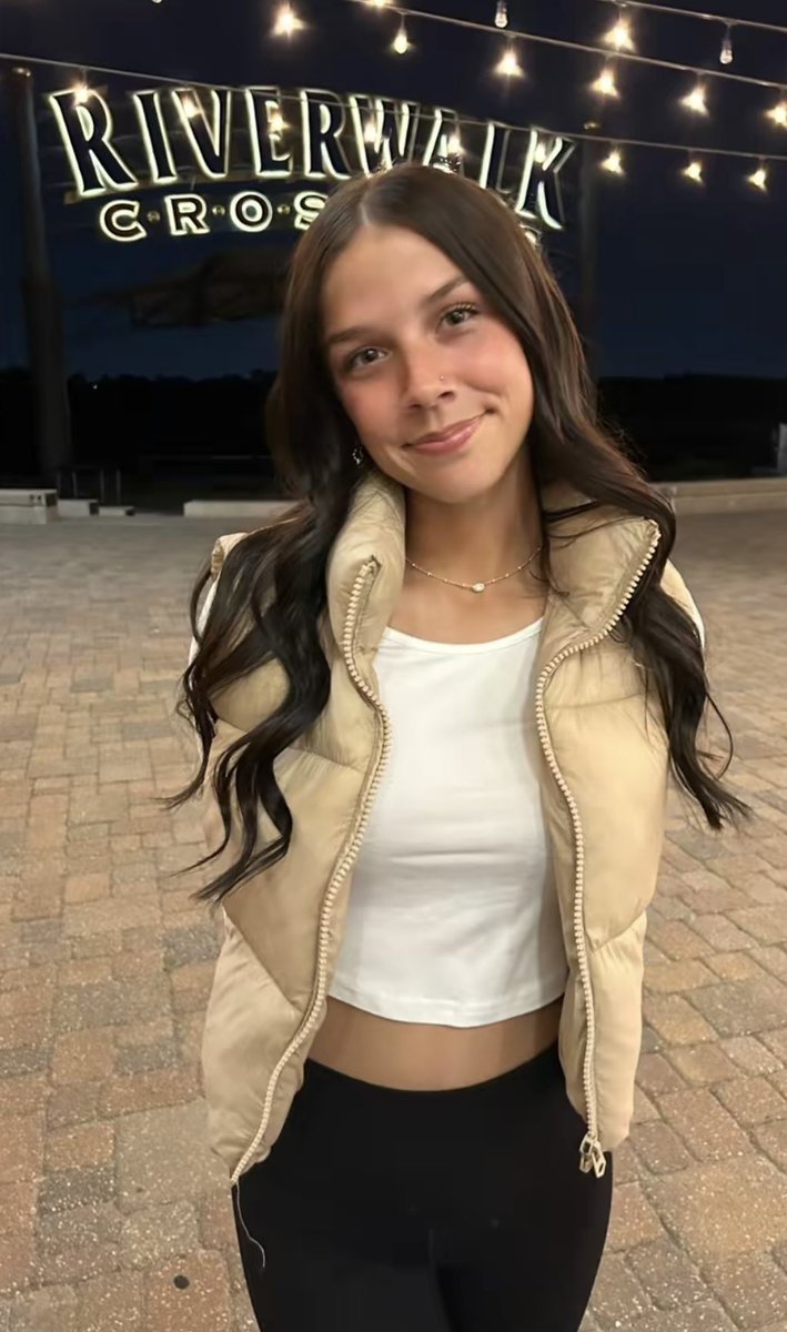 Fun4all1981's tweet image. Riley will definitely help finish. Dm is always open