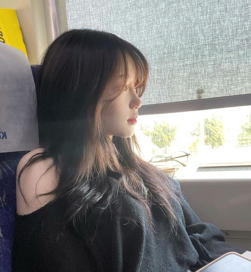 DJfernandolopes's tweet image. 今朝の満員電車で足を踏まれて靴下に穴が開いた、新橋駅のホームで気づいて恥ずかしかった 🍅