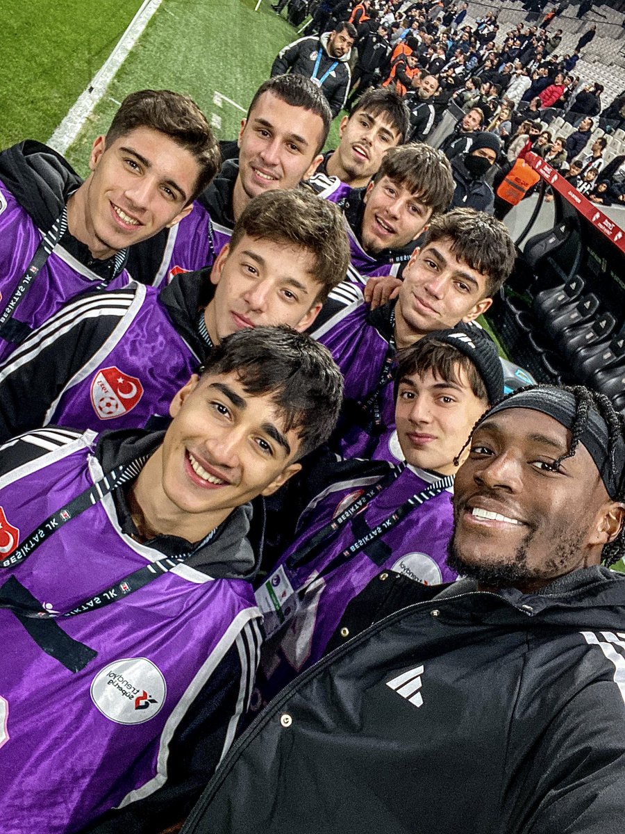 📸 Herkesin dünden beri aradığı o fotoğraf.