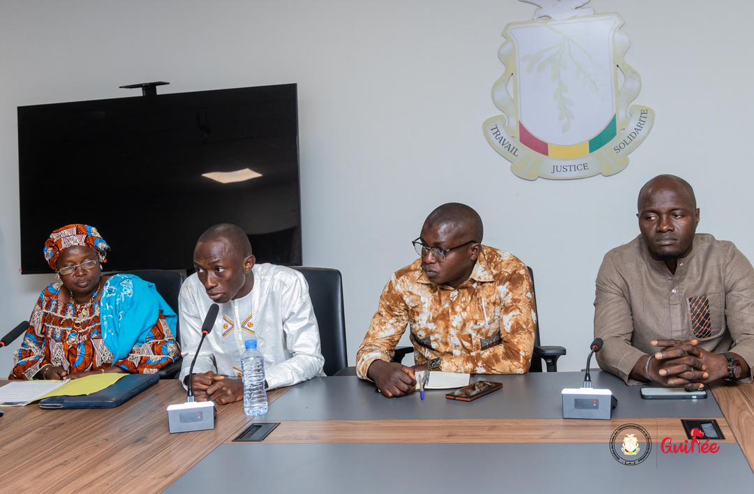 Rose Pola Pricemou tweet media