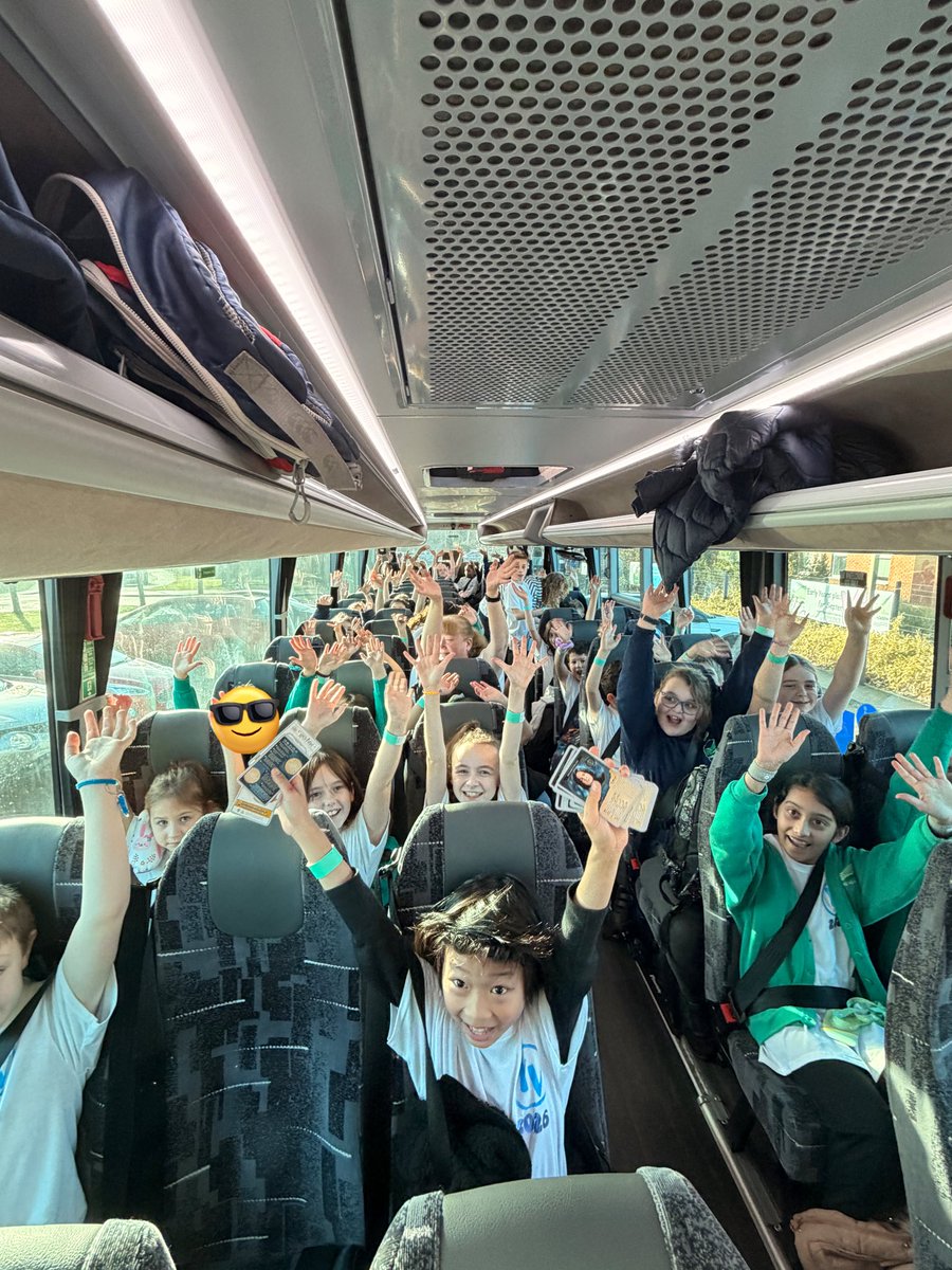 Miss Devlin tweet media