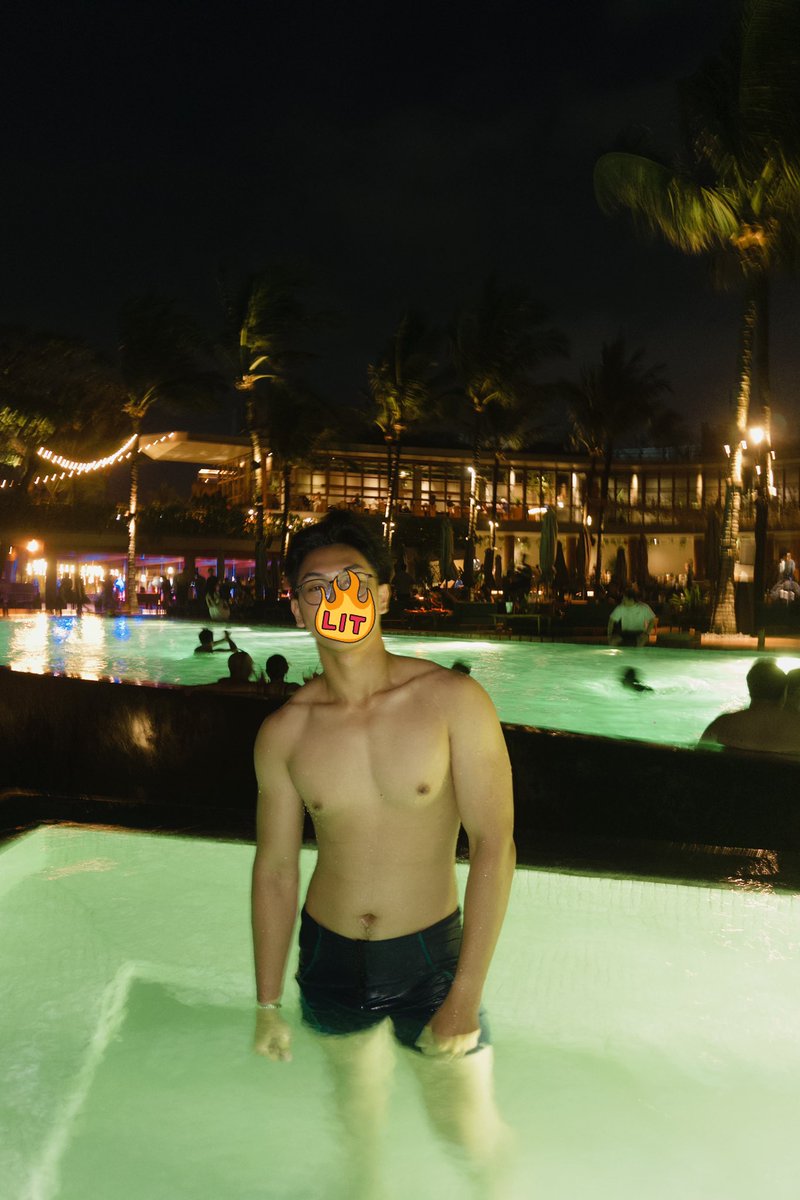 susuukentall_'s tweet image. 👅