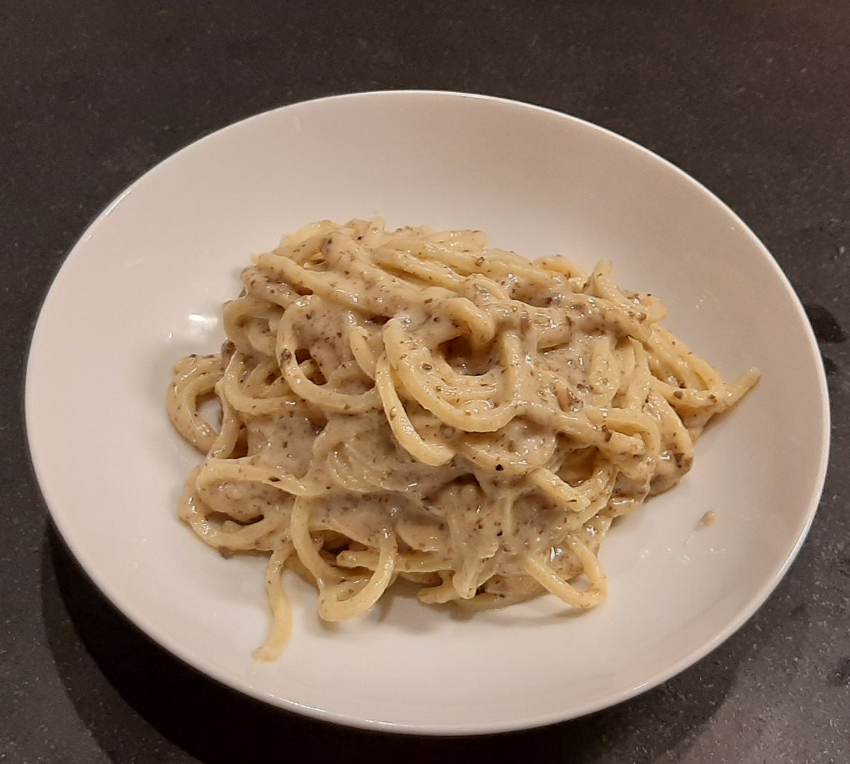 VittorioMerlo's tweet photo. Spaghetti alla chitarra con Castelmagno e tartufo https://t.co/jtstFYx8qD