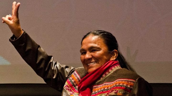 A 10 años de la persecución y cárcel de la militante social y política Milagro Sala decimos
Cuando se escriba la triste historia de esta persecución q VERGÜENZA tendrán de su memoria aquellos que habiendo podido terminar con este sufrimiento no lo hicieron
Libertad a Milagro Sala