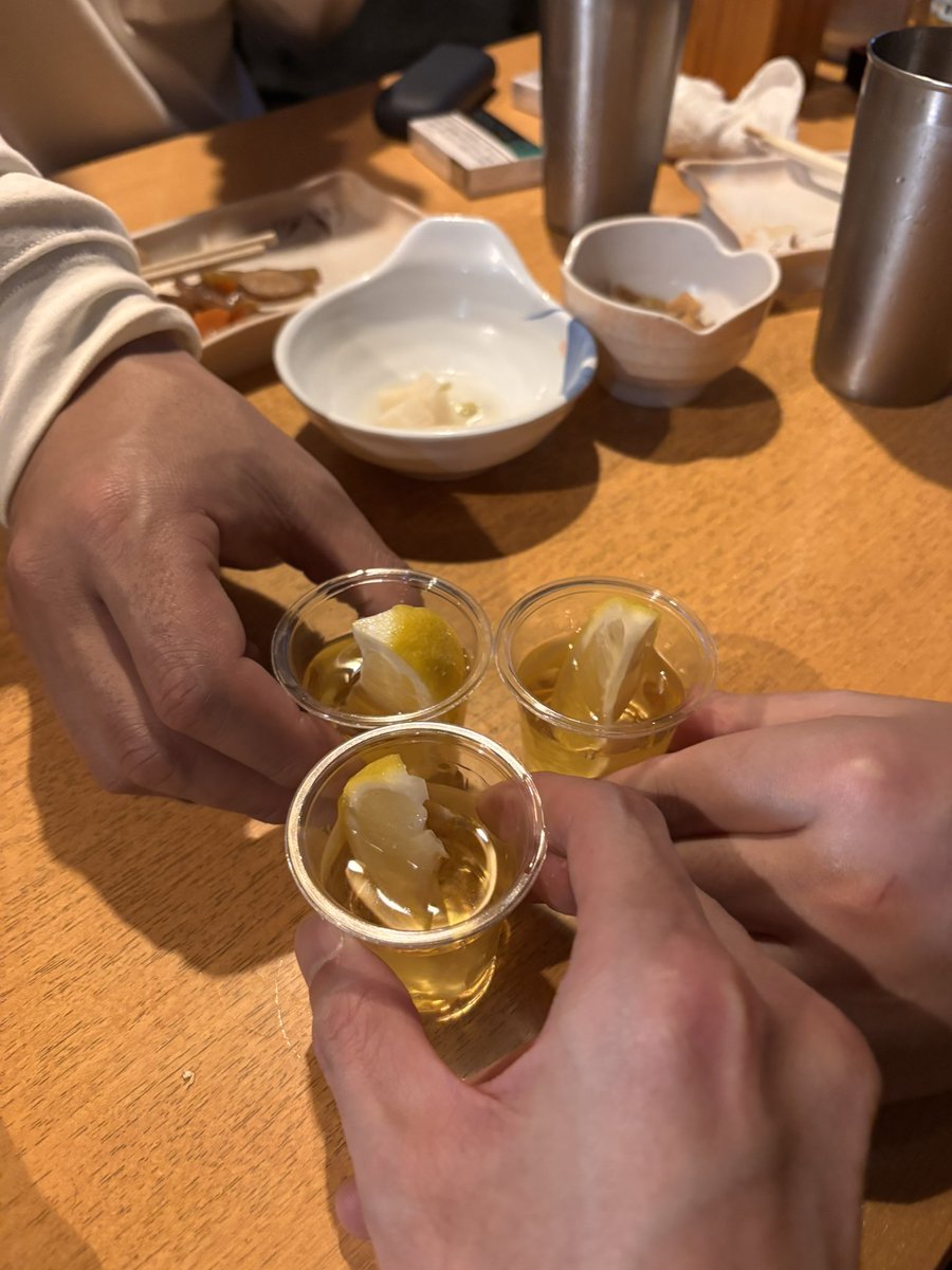 うぉか、ぴゅん、ちる
テキーラショット🍋
金曜おつかれーさまっ