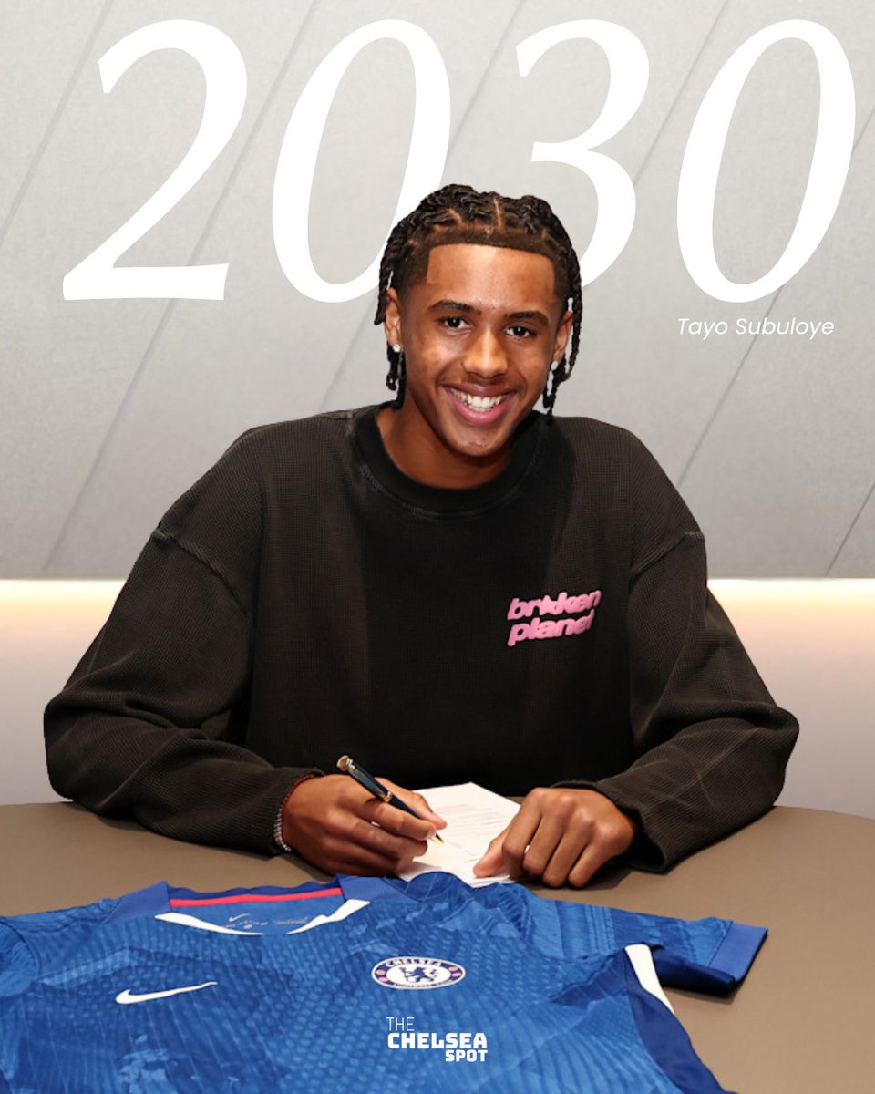 TheChelseaSpot's tweet image. Btw, congratulations to Tayo on signing his new contract 🔵✍️