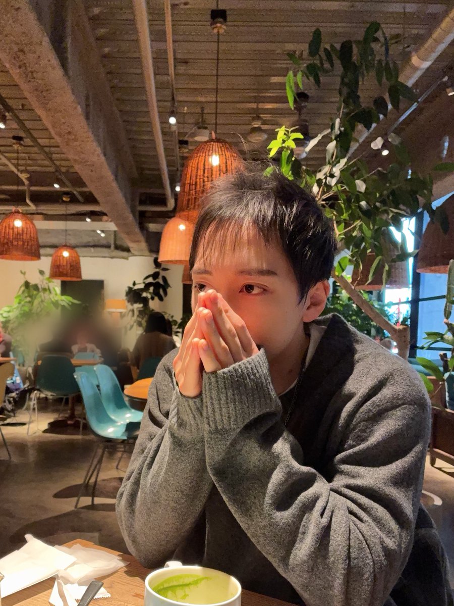 mmdyzm's tweet photo. 年末年始満喫してた？w
俺は筋トレと年越した😂 https://t.co/Wwww9hbWbm