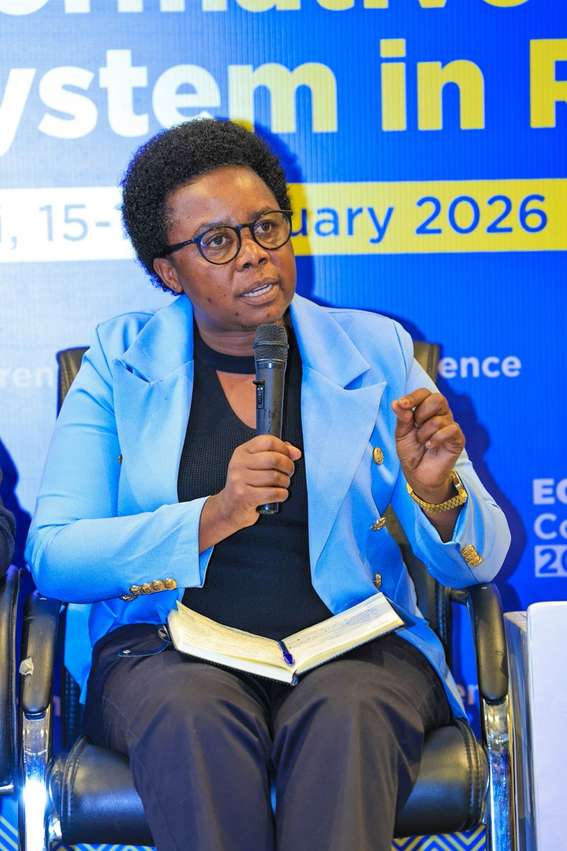 ❇️Gushyiraho amarushanwa y’umudugudu uzira igwingira, imidugudu itsinze igahembwa;
❇️Kunganira no guherekeza imiryango itishoboye kwita ku bana bigizwemo uruhare n’abaturanyi bishoboye;
❇️N’ibindi..

#ECDconference2026 

3/3