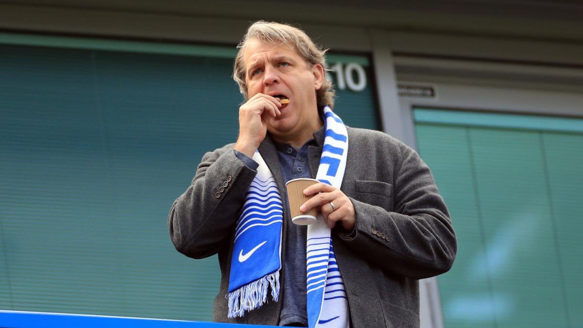 Chelsea fans, can we just ask them why they are running our club like this ?

It’s not ordinary again if you ask me. 💔