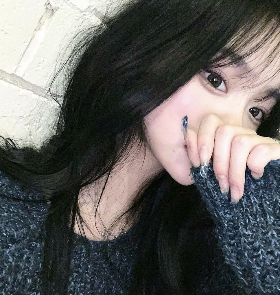 rumbleish's tweet image. コンビニの店員さんがいつも丁寧で、気持ちよく買い物できる 👨