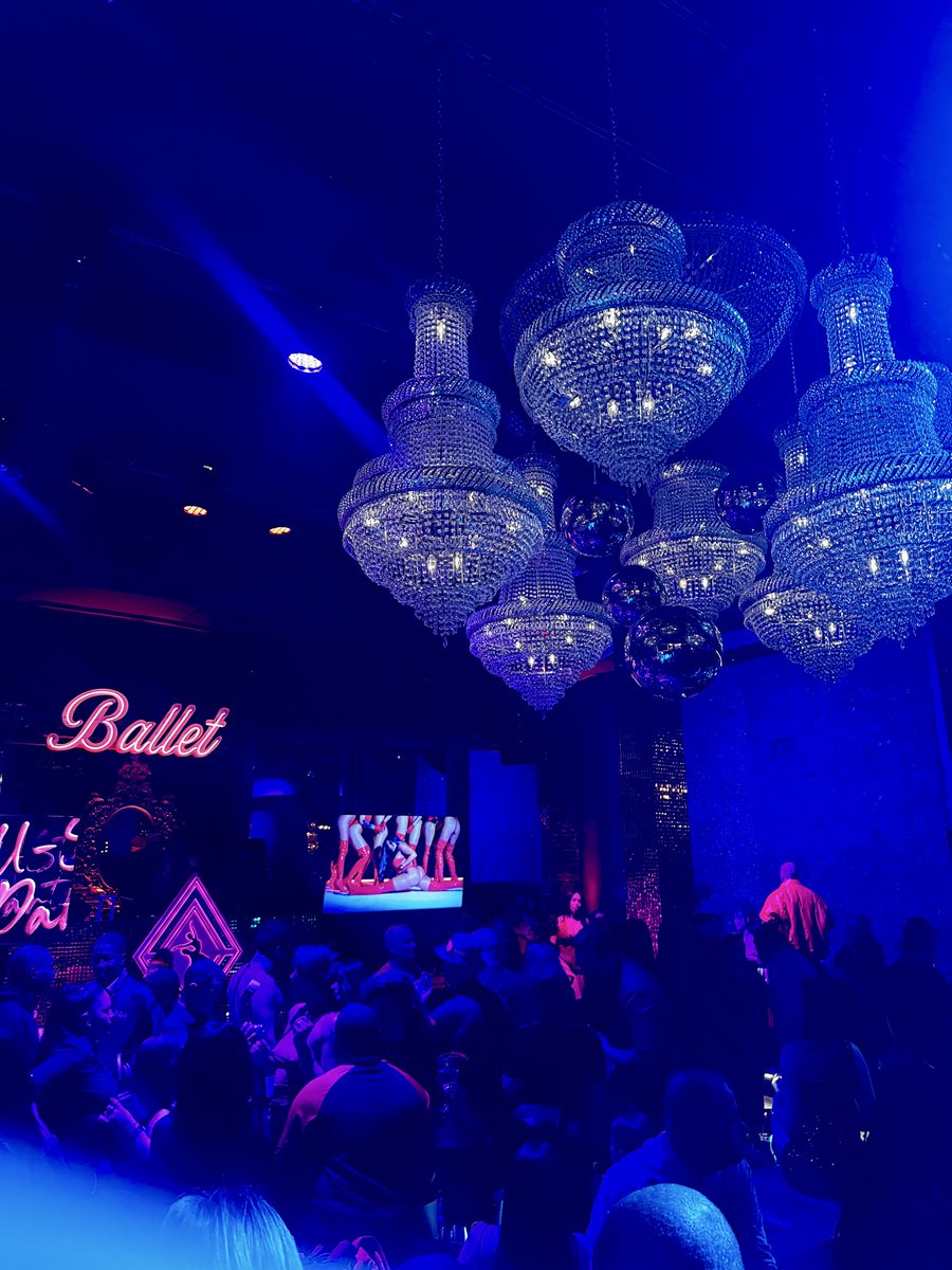 Creator Helper tweet media