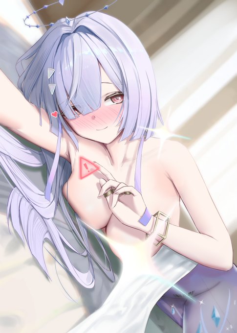 #WutheringWaves #Wuwafanart #Mornye #鳴潮 #モーニエ #莫寧 明明給了這麼多提示,前輩卻還是想不起來嗎? 是這份觸感還不夠深刻,還是需要我……再幫你「灌注」一點記憶? 「這樣……想起來了嗎?前輩～」 "Does this bring back memories... Senpai? "