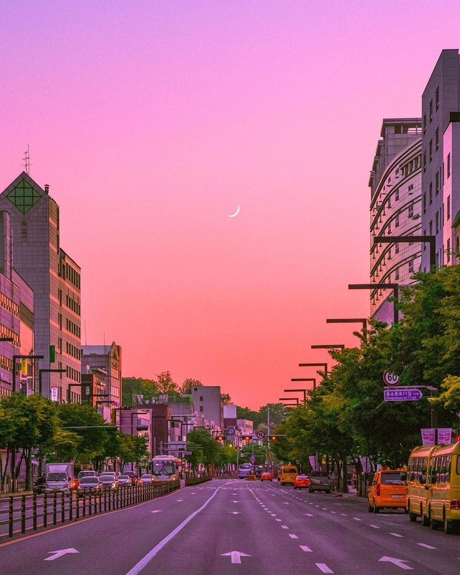 CamychanBlog's tweet image. 課題の提出期限が明日で
焦ってる 🐺