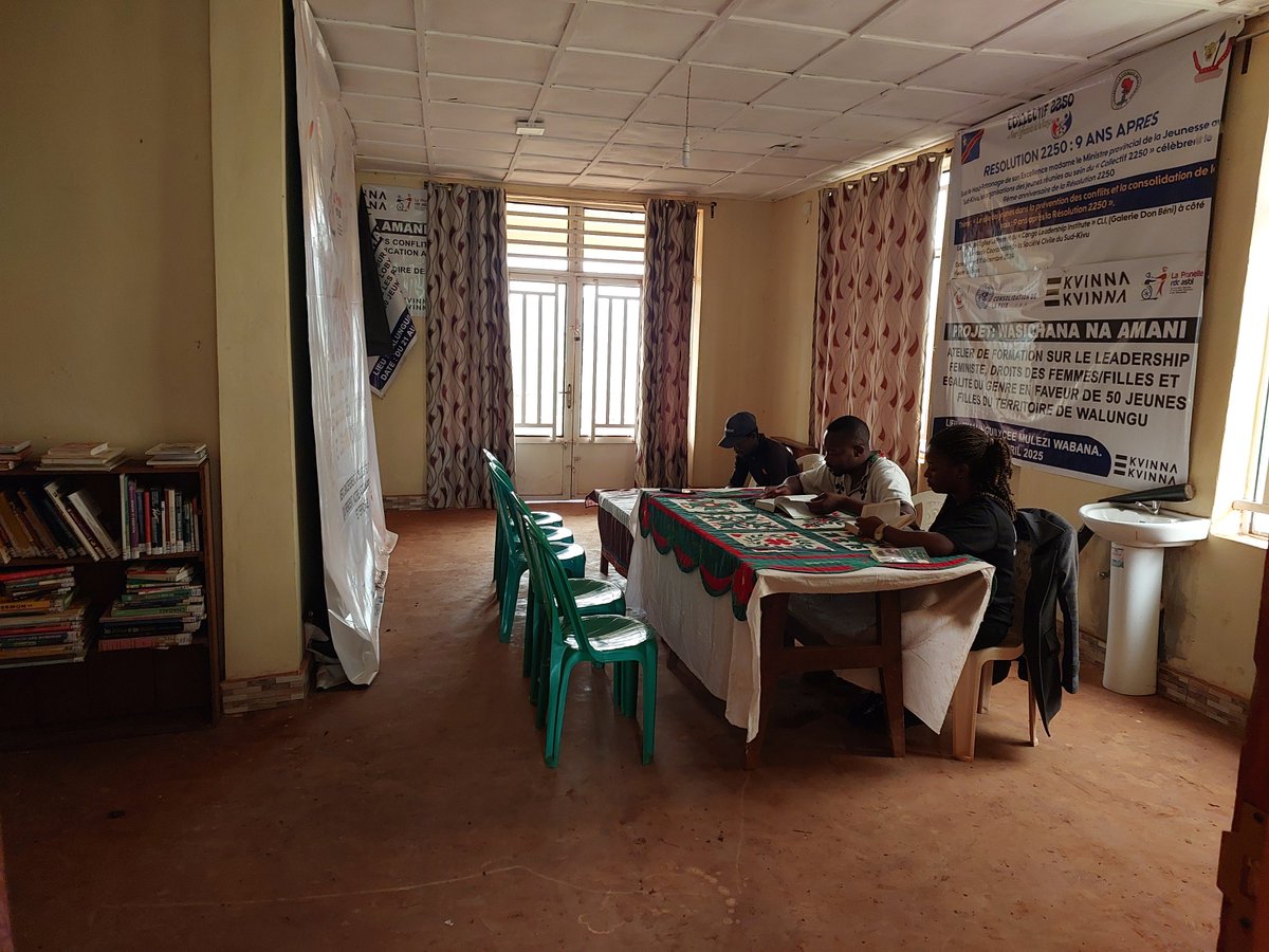 À #Bideka, une bibliothèque qui inspire le changement !

Au Centre d’Accueil « Révérend #Kahayira », nos locaux hébergent désormais une initiative qui dépasse largement l’idée d’une simple bibliothèque. La Prunelle RDC asbl, en partenariat avec le Collectif 2250, a créé un espace