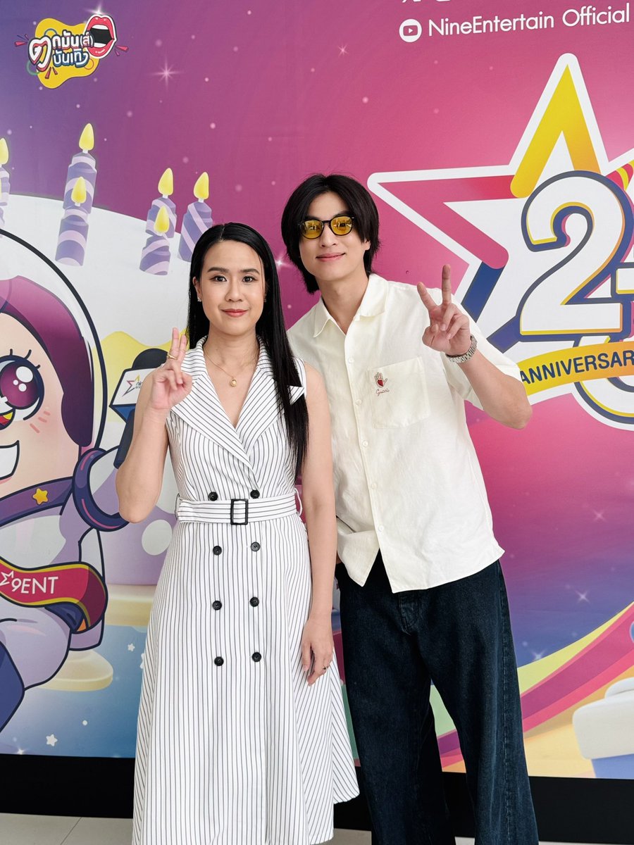 ManuchaChermool's tweet photo. ปลื้มดาราที่เป็นคอบอลตัวจริงอะ ขอให้สักวันหนึ่ง พี่นานได้สัมภาษณ์น้องกลัฟเรื่องกีฬาแบบเต็ม ๆ นะคะ 🙏🏻💙 @gulfkanawut 

#กลัฟคณาวุฒิ
#GulfKanawut https://t.co/VJqwWKOu6d