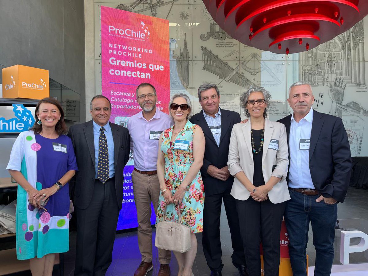 Exporlac's tweet image. Gran encuentro de gremios por invitación de @ProChile un Networking muy virtuoso para todos, gracias por la invitación.