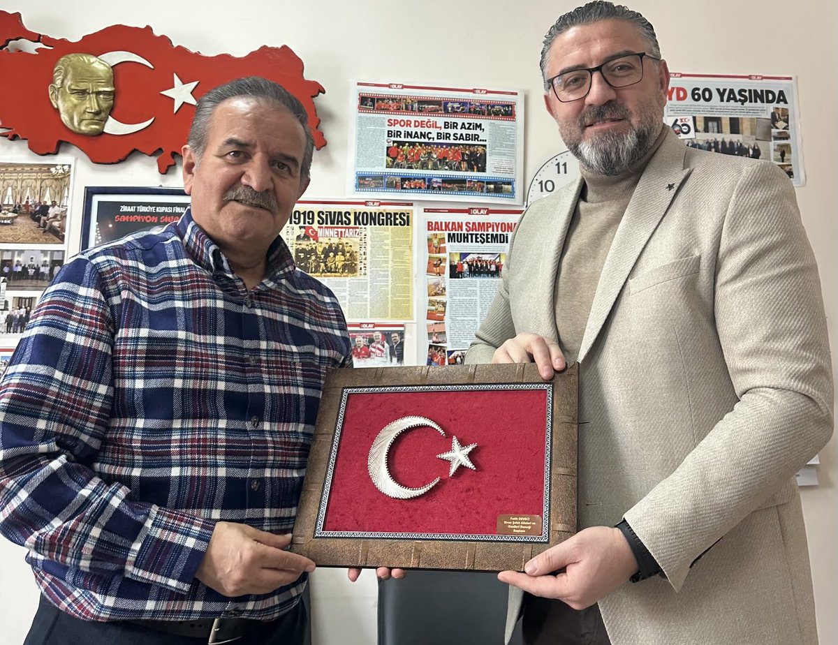 Sivas Şehit Aileleri ve Gaziler Derneği Başkanı Fatih Deveci’ye nazik daveti ve Türkiye’mizin   sembolü Türk Bayrağı hediyesi için teşekkür ederim