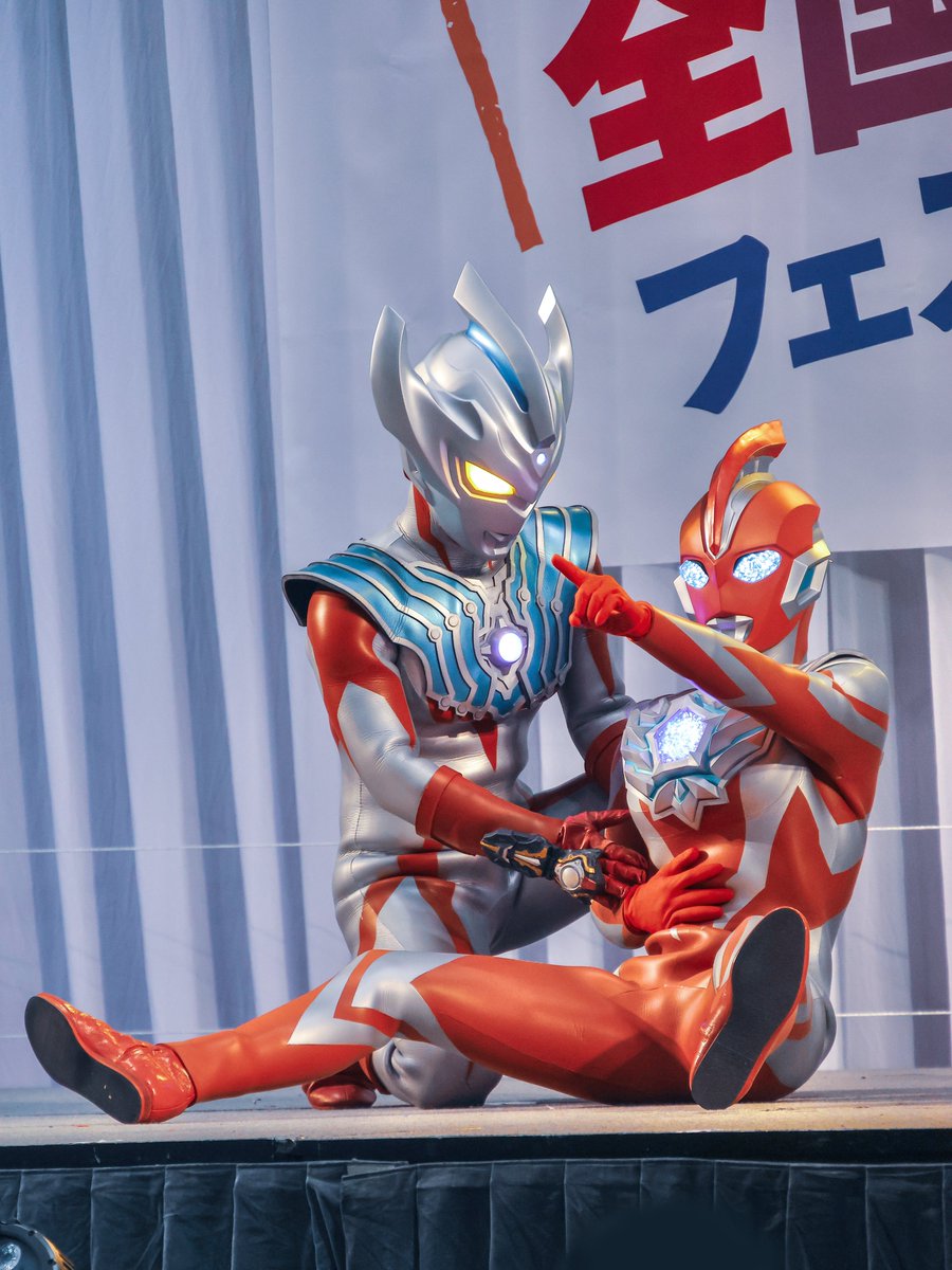 あっちからすっごい美味しそうな匂いがするんだ……🍝🍜🍰
#ウルトラマンタイガ
#ウルトラマンオメガ
全国うまいものフェスティバル （2025/9/15）