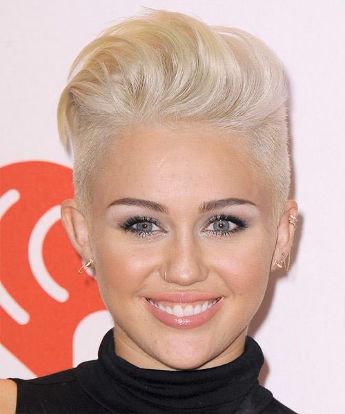 pop_diamonds's tweet photo. getting ready                     to make history https://t.co/z2xqcf6UY7