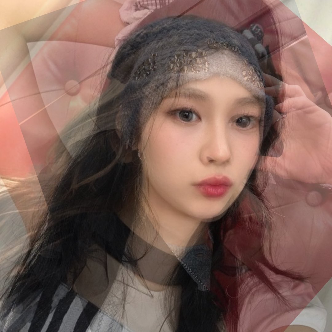 chaeyolung's tweet image. next! di sini ada tiga orang yaa
clue: maknae tidak imut lagi + gen 7 (2005) + aussie (2000)

sampe jam 19.54 yaa!