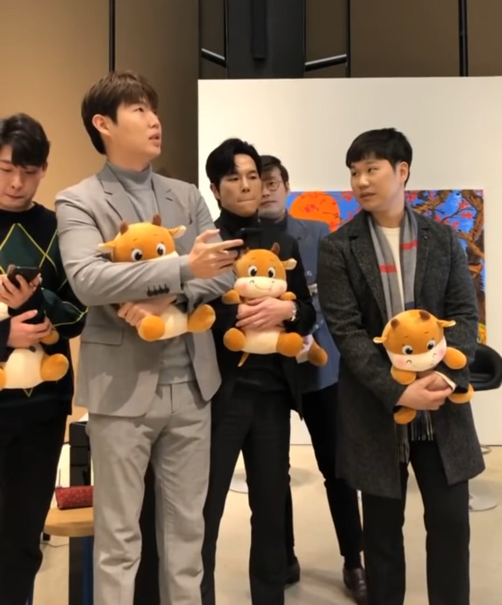 개웃겨
오랜만이야