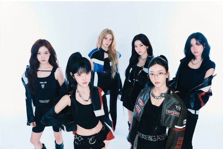 STAYC_POPBASE's tweet image. K-pop groups confirmed to make a comeback in February so far :

•ATEEZ 
•BLACKPINK
•HEARTS2HEARTS
•IVE
•STAYC
•ZEROBASEONE