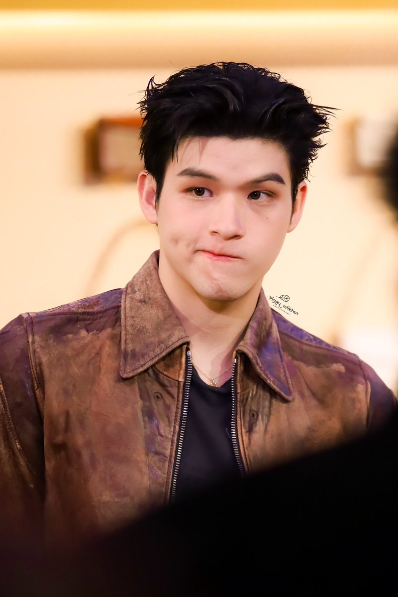 tianqinde's tweet image. ขนาดพระเจ้ายังมันเขี้ยว