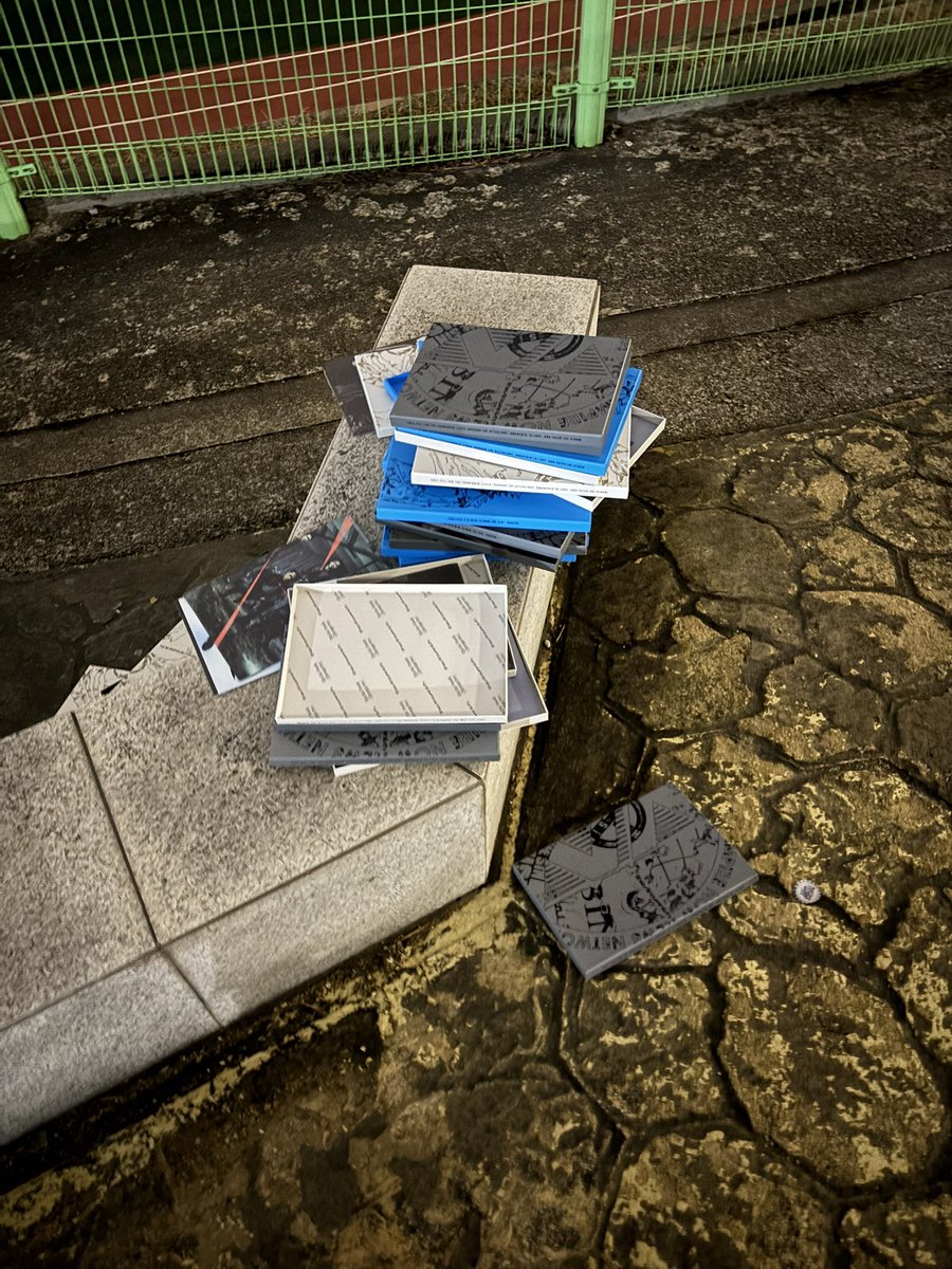 sunoorin36_'s tweet image. 뭐야이거…?