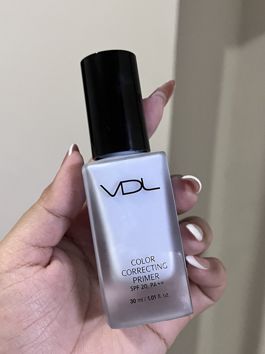 hbker07's tweet image. หน้าขาววววววววววมากกกกกกกกกกก ไม่แปลกใจทำไมแมส คือเป็นเบสฟ้าที่ขาวมากๆๆๆๆๆ แนะนำบำรุงดีๆหน่อยคือสวยทั้งวัน ผ่องทั้งวัน ไม่มีดรอป ลบเหลืองดีมากๆๆๆๆ แบบเริ่ดเกิน