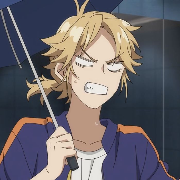 palinglegend's tweet image. "SEMUA ORANG MENJAUH DARI GUE"