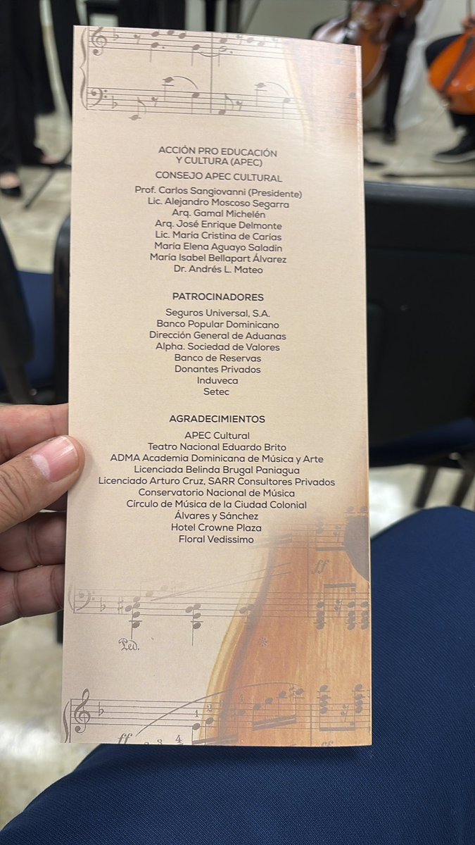 AMoscosoSegarra's tweet photo. Sin la música, la vida perdería su sentido.
Nuestros jóvenes en Unapec, con el impulso de APEC Cultural, demuestran que la buena música es posible: incentiva la cultura, eleva el espíritu y nos recuerda quiénes somos. https://t.co/OCdVeYS5KS