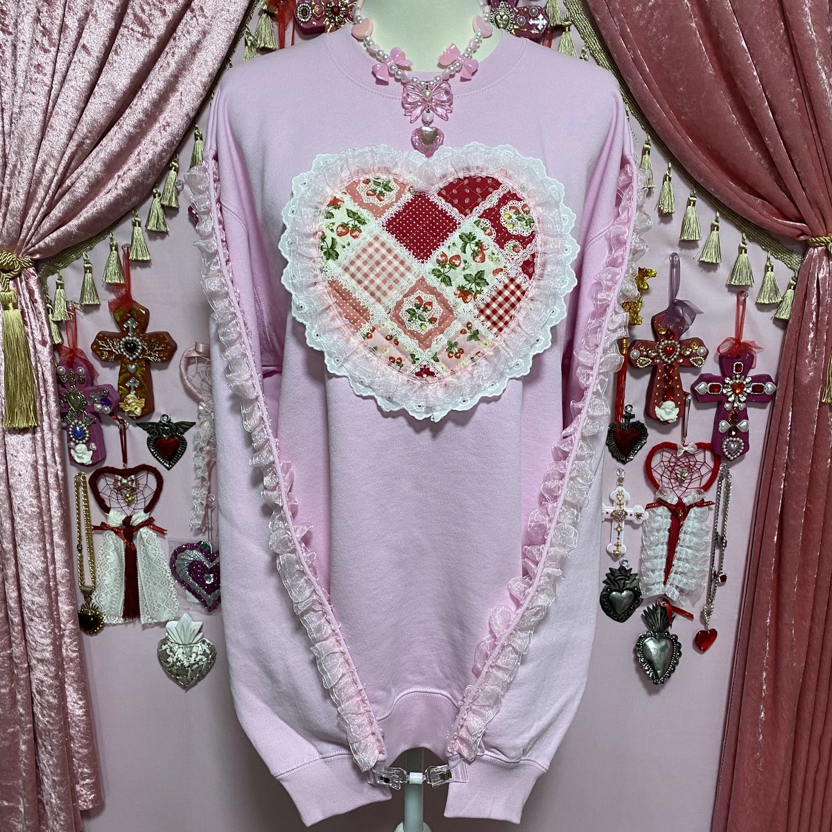 🆕【XL】トレーナー🍓️¥7,000 tax in
(オーダー：スタンダード)