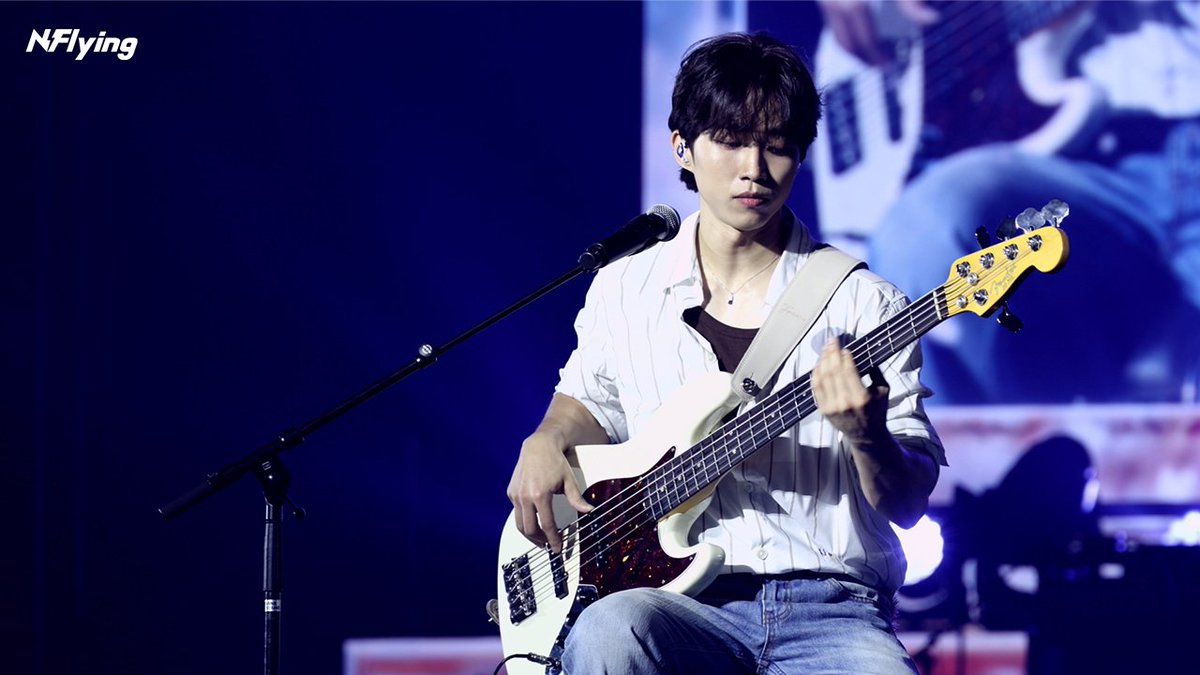 NFlyingofficial's tweet image. N.Flying (엔플라잉) - 너에게 (To You) LIVE CLIP @ 2025 N.Flying LIVE '&amp;amp;CON4 ENCORE : Let's Roll &amp;amp;4EVER'

⚡ youtu.be/97PGuBXmltc

#NFlying #엔플라잉 #엔콘 #엔포에버 #Lets_Roll_4EVER #너에게 #To_You