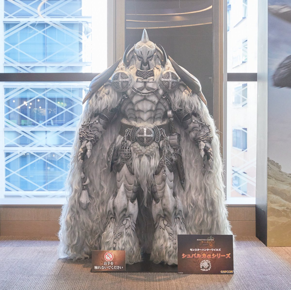 【入場無料イベント】2026年2月22日(日)開催
「モンスターハンターフェスタ'26」

『モンスターハンターワイルズ』の造作を数々展示致します。
全長約13m大迫力の等身大「ヌ・エグドラ」バルーンが登場！ほかにも、「セクレト＋ハンター」等身大造作、等身大