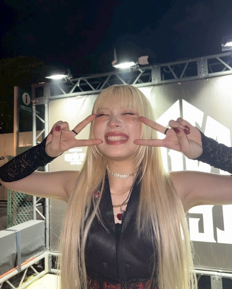 __aimhnhn's tweet photo. 何度だって言うけどこの日のMAHINAさん伝説級にかわいい、後世に語り継がないといけない https://t.co/8Hz9lFelnk