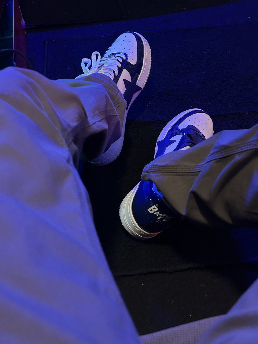 MereMercy's tweet image. Couldn’t decide ..