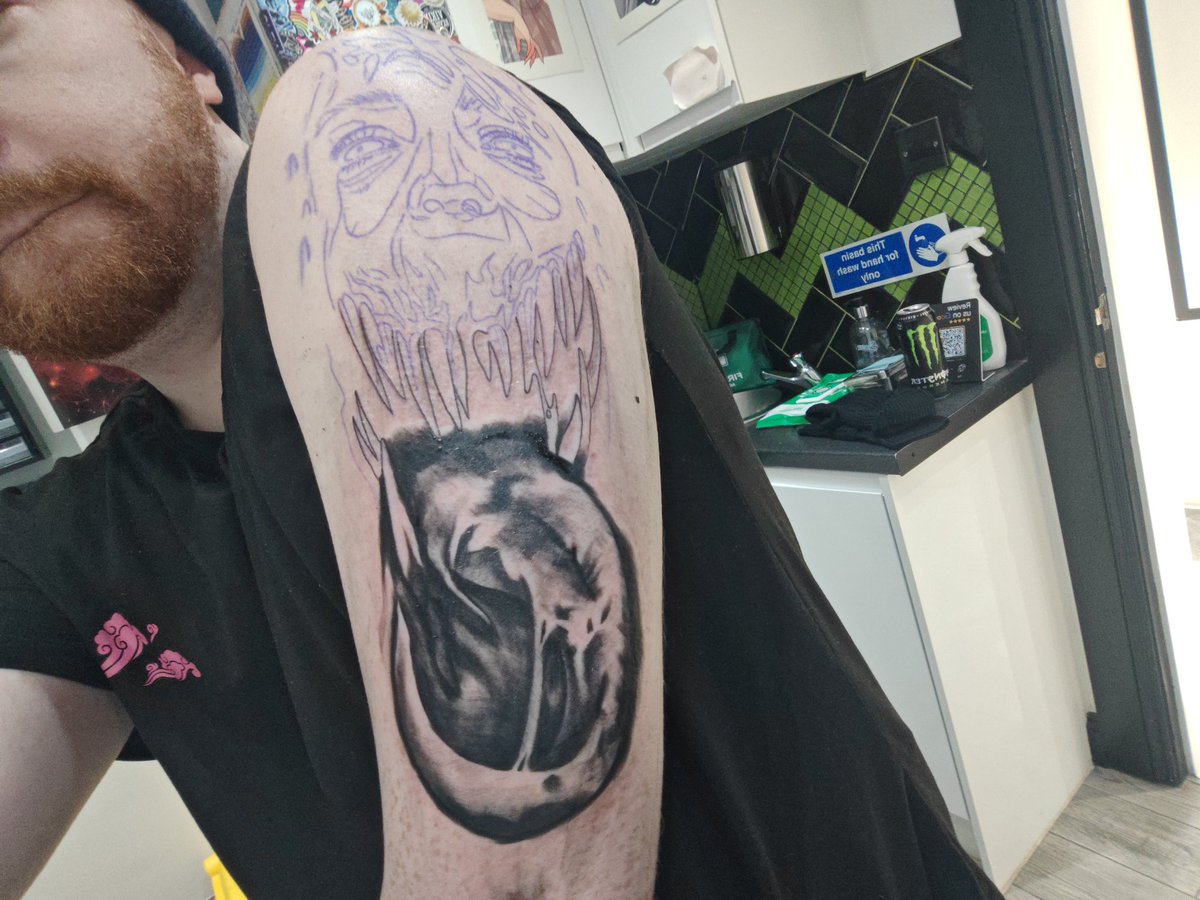 ItsRedWilson's tweet image. STABBING DAY!!!!